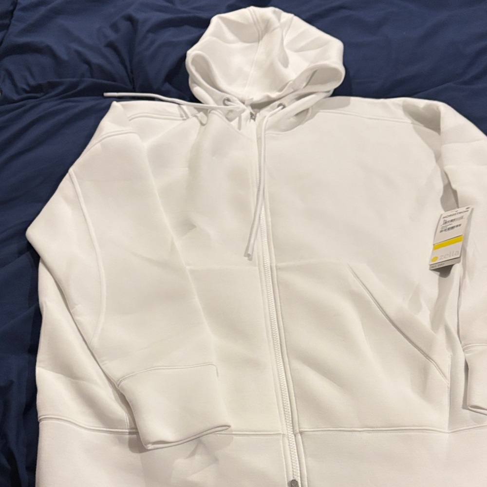 Zella Classic White Women's Zip-Up Sweater